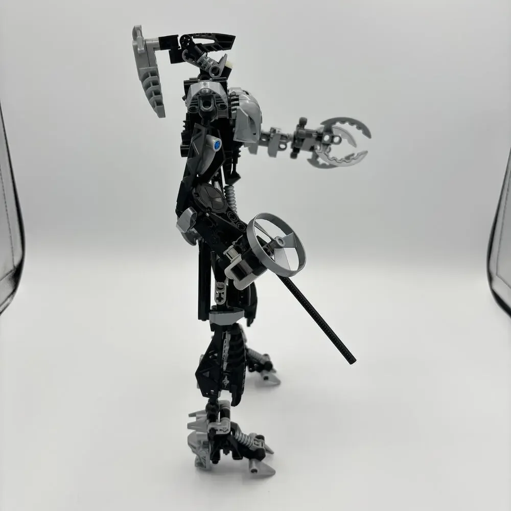 LEGO BIONICLE: Titans Roodaka Metru Nui Visorak Queen (8761) - 99% Complete